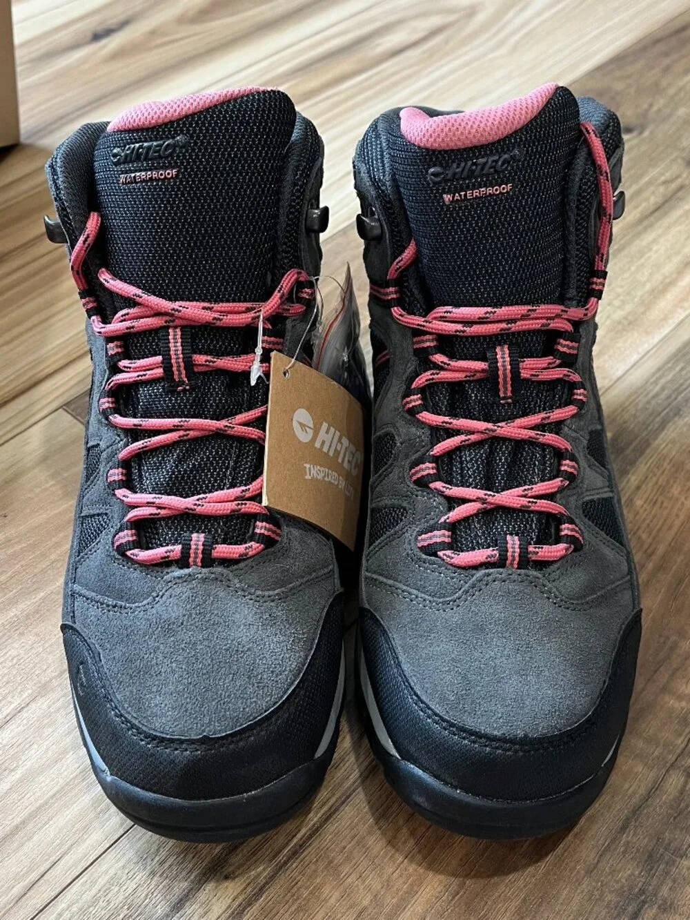 NWT Hi-Tec Skamania Mid WP Waterproof Women's Hiking Boots